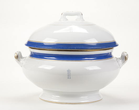 This tureen banded in blue, dated 1897, was part of a special service made for the Imperial yacht Tsarevna. The elegant serving dish brought $3,120 last fall. Courtesy Jackson’s International Auctioneers.