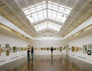 PAAM’s Hawthorne Gallery. Image courtesy of Provinetown Art Association and Museum.
