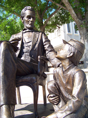 Abraham Lincoln’s statue sits at the corner of Ninth and Main streets in downtown Rapid City. Image courtesy of the Rapid City Convention and Visitors Bureau.