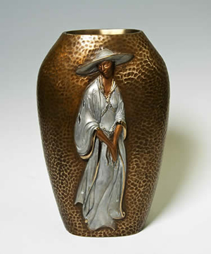 Signed Erte' vase. Estimate: Estimate: $1,500-2,500. Image courtesy of S.B. & Co. Auctioneers.
