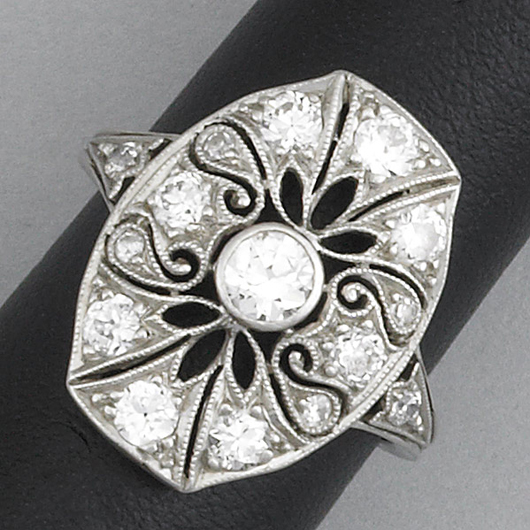 Art Deco diamond and platinum cocktail ring. Estimate: $700-$900. Image courtesy of Rago Art and Auction Center.