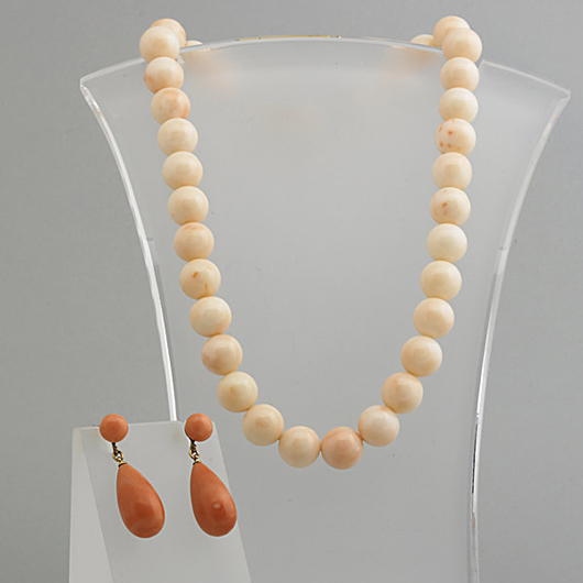 Coral bead necklace and earrings. Estimate: $600-$800. Image courtesy of Rago Art and Auction Center.