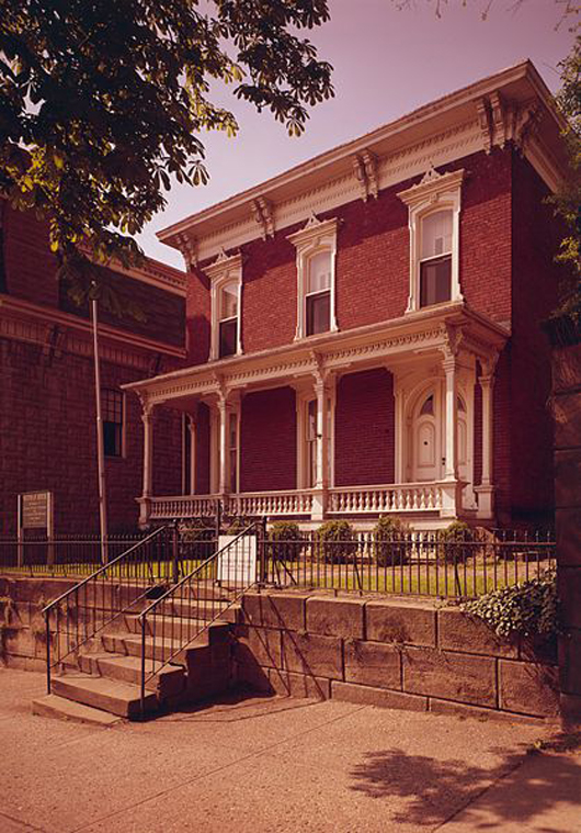 Gen. William T. Sherman's childhood home in Lancaster, Ohio. Built in 1811, it is now the Sherman House Museum. Image courtesy of Wikimedia Commons.