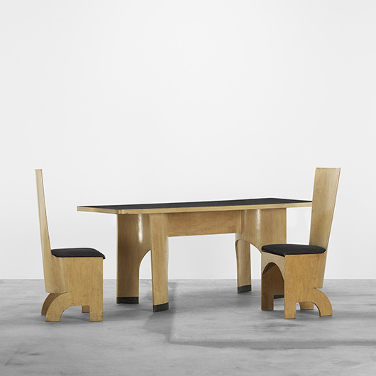Gerald Summers dining table and chairs. Image courtesy of Wright.