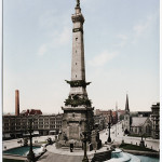 An early 1900s postcard shows the Soldiers and Sailors Monument on the Circle in downtown Indianapolis. Image courtesy of Wikimedia Commons.