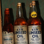 The use of linseed oil, both raw and boiled, as a wood finish has declined because it dries slowly and darkens over time. Image courtesy of LiveAuctioneers Archive and BK Super Auction Event.
