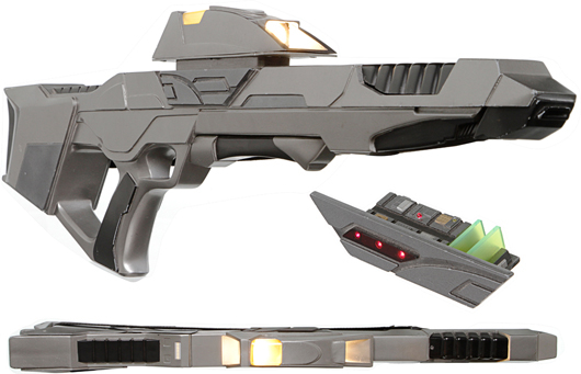 Starfleet issue phaser rifle made by production for the motion picture ‘Star Trek: First Contact.’ Estimate: $3,000-$4,000. Image courtesy of Propworx.