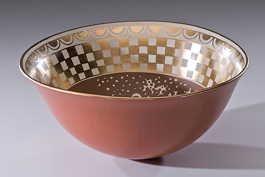 ‘Fallen Bowl’ by Diego Romero sold for $6,462. Image courtesy of Cowan’s Auctions.