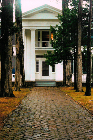 William Faulkner bought the 1840s Greek Revival house in 1930 and began refurbishing it. This file is licensed under the Creative Commons Attribution-Share Alike 3.0 Unported license.