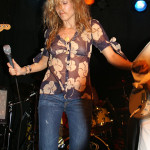 Sheryl Crow performing at B. B. King's, Memphis, Tenn., in 2007. Image by Kay Schanuel/Smays. This file is licensed under the Creative Commons Attribution-Share Alike 2.0 Generic license.