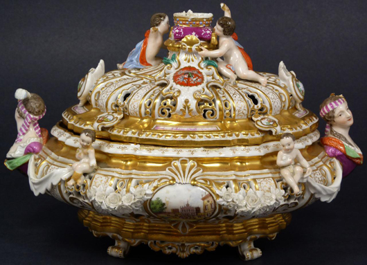 Antique German Meissen porcelain hand-painted oval covered dresser box (est. $2,000-$3,000). Image courtesy of Elite Decorative Arts.