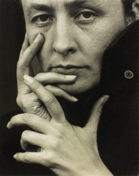 Photograph of Georgia O'Keeffe (1887-1986) taken in 1918 by Alfred Stieglitz (1864-1946).