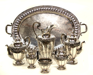 Mexican sterling tea and coffee service, 232.73 troy ounces (estimate $6,000-$8,000). Image courtesy of Austin Auction Gallery.