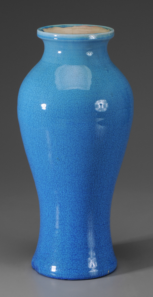 Also in Brunk’s September sale, this 18-inch Pisgah Forest vase exhibits the attractive craquelure found in his turquoise blue glaze. Estimate: $800-$1,500. Image courtesy of Brunk Auctions, Asheville, N.C.