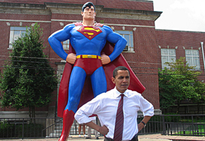 Then U.S. Sen. Barack Obama poses in front of the Superman statue in downtown, Metropolis, Ill., in August 2006. Metropolis is the superhero’s hometown. Image courtesy of Wikimedia Commons.