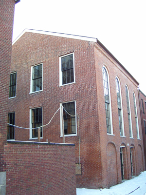 The African Meeting House in Boston is an 1806 Federal style building. Image courtesy of Wikimedia Commons.