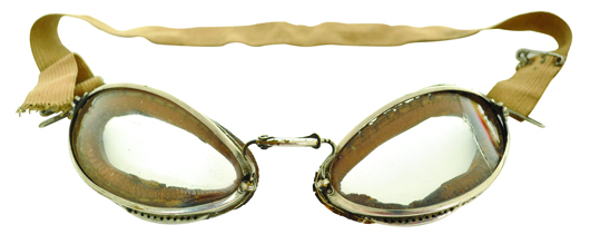 These No. 6 Luxor flying goggles worn by Earhart in her first crash in July 1921 while learning to fly sold for $17,775. Image courtesy of Clars Auction Gallery.