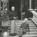 Sir Robert Ho Tung (left) and George Bernard Shaw in Hong Kong in 1933. Image courtesy of Wikimedia Commons.