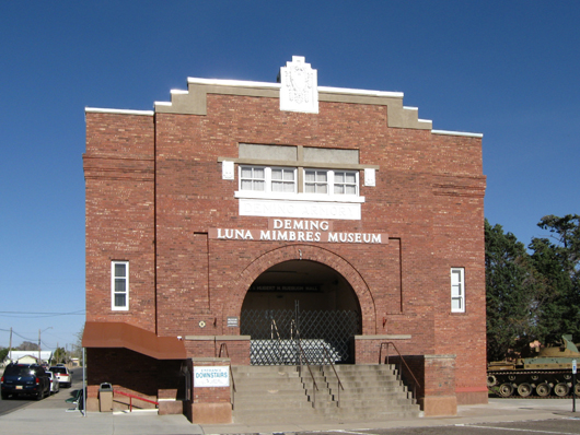 The Deming Luna Mimbres Museum is housed in the town's former armory. Image courtesy of Wikimedia Commons.
