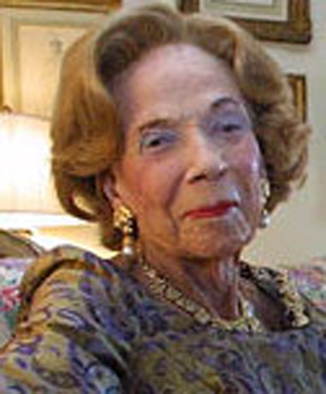 Brooke Astor in 2002 in her duplex at 778 Park Ave., New York. Faithful digitized rendering of a unique historic image. Fair use of possibly copyrighted image under the guidelines of U.S. Copyright Law. Image used to illustrate the subject of the commentary; no free photo exists, subject is deceased.