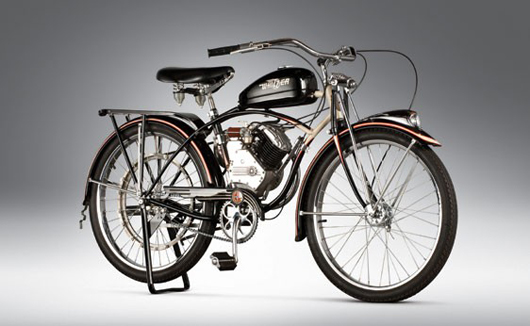 1947 Whizzer Motorbike. Image courtesy of LiveAuctioneers.com and RM.
