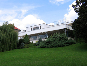 A UNESCO World Heritage site, Villa Tugendhat in Brno, Czech Republic was designed by German architect Ludwig Mies van der Rohe and built between the years 1928-1930 for Fritz Tugendhat and his wife, Greta. Photo by Mr. Hyde.