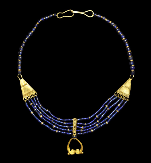 Lapis and gold necklace. Image courtesy TimeLine Auctions.