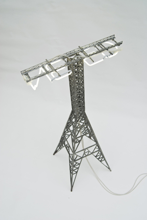 Jonathan Wright, No Head for Heights, 2012, on of 19 pylons in the series. Image courtesy of the artist.