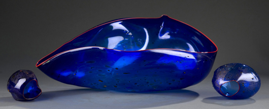 Dale Chihuly (American, b. 1941-) 3-piece blown glass basket suite, est. $2,000-$3,000. Quinn’s Auction Galleries image.