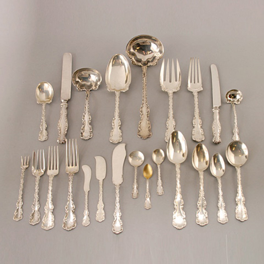 Whiting Louis SV sterling flatware, service for 12, 178 pieces. Estimate: $5,000-$8,000. Image courtesy Michaan's Auctions.