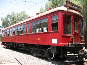 Vintage Pacific Electric Railway 'Business Car.' Image courtesy Wikimedia Commons.