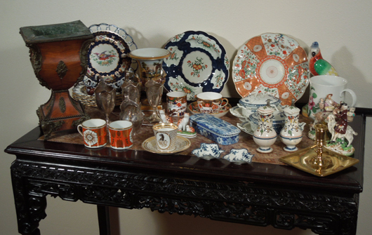Antique 18th and 19th century ceramics. Image courtesy Manatee Galleries Inc.
