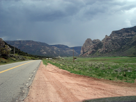 View of Unaweep Canyon from Colorado Route 141. This file is licensed under the Creative Commons Attribution-Share Alike 3.0 Unported license.