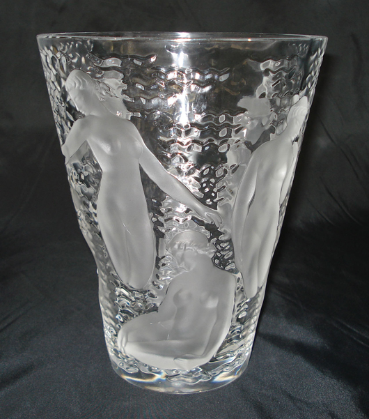 Lalique vase, one of many excellent pieces of decorative art in the auction. Image courtesy of Shelley's.