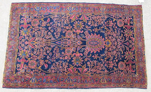 Antique Persian Sarouk rug. Maria Mozgova Auction image.