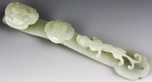 Jade scepter, China, carved with bat, dragon and inscription, est. $3,000-$5,000. Kaminski’s image.