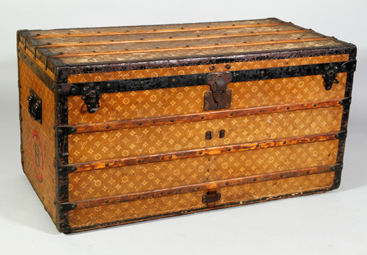 Louis Vuitton steamer trunk with tray. Estimate: $4,000-$6,000. Image courtesy Kaminski Auctions.