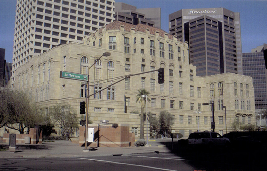 Maricopa County Courthouse in Phoenix, which was built in 1929. Image courtesy Wikipedia Commons.
