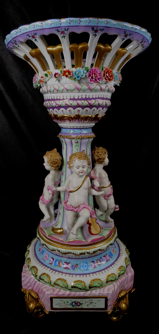 Porcelain centerpiece. Image courtesy of Carstens Galleries.