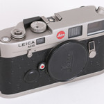 Leica M6 Titanium. Image courtesy Tamarkin & Bertoldi Vintage Auctions.