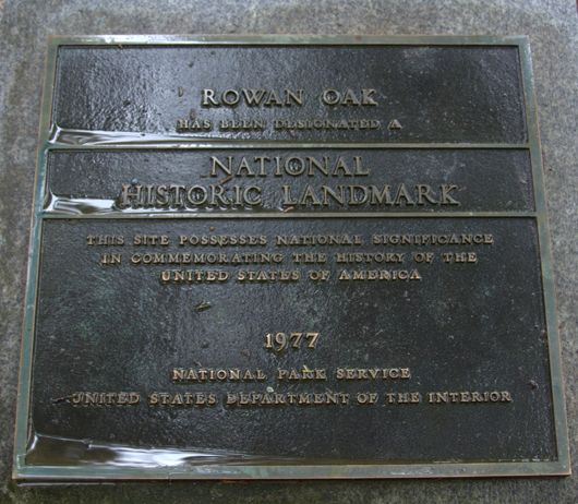 Plaque designating Rowan Oak as a National Historic Landmark. Photo by Allspamme, licensed under the Creative Commons Attribution-Share Alike 3.0 Unported license.