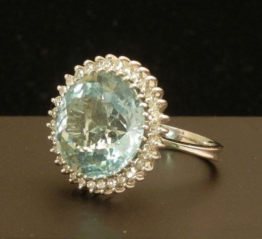 10-carat aquamarine and diamond ring, Stephenson’s Auctioneers image.