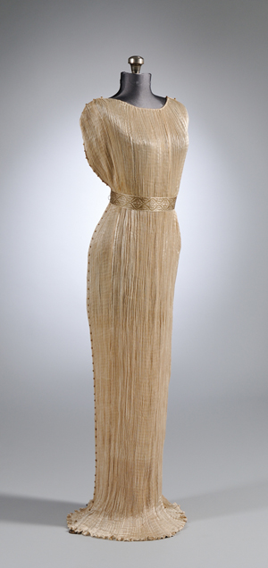 Mariano Fortuny silk pleated Delphos gown with Murano glass beadwork, c. 1910, Venice, Italy. Estimate: $4,000-$5,000. Skinner Inc. image.