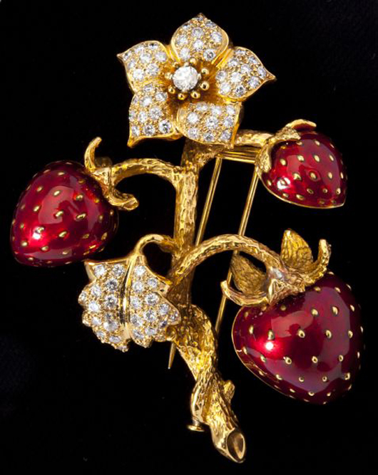 Diamond and enamel brooch from France. Image courtesy Leland Little Auction & Estate Sales Ltd.
