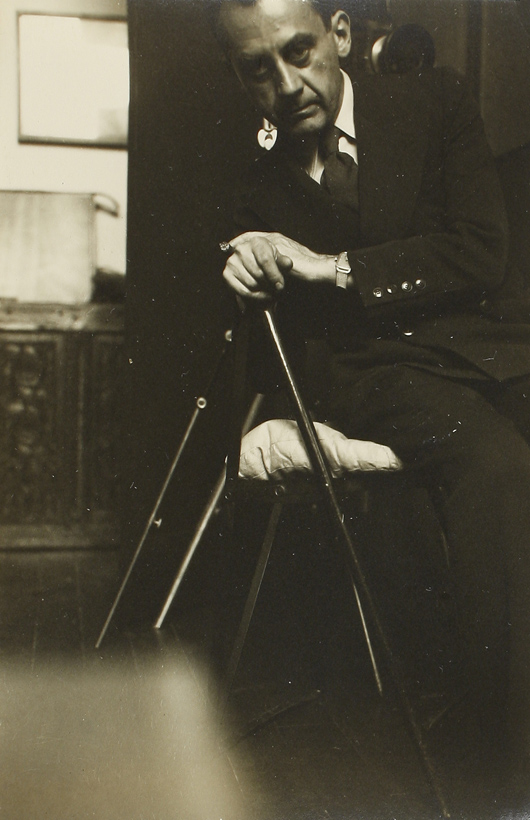 Man Ray, self-portrait with walking stick, 1930-1940. Estimate: 10,000-15,000 euros. Soler y Llach image.