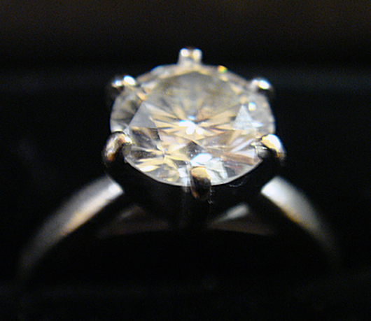 The auction will feature four diamond rings, all with stones of more than one carat (like this one). Tim’s Inc. Auctions.