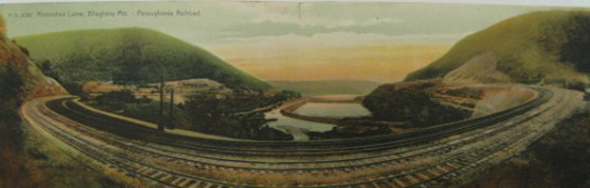 A panoramic postcard of Horseshoe Curve. Image courtesy of LiveAuctoneers.com and Hassinger & Courtney Auctioneering.