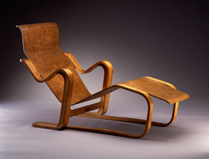 Marcel Breuer, designer, American (b. Hungary), 1902–1981; Isokon Furniture Co., manufacturer, London, 1935–1939; Long chair, 1936, plywood; Carnegie Museum of Art, DuPuy Fund and Decorative Arts Purchase Fund, 90.19.