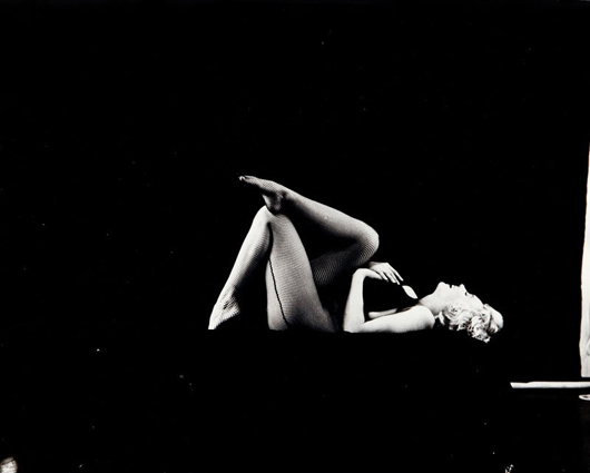 Marilyn Monroe photograph by Milton H. Greene. Lifetime print, exposition date: 1956. Estimate: 6,000-30,000 Polish zloty ($1,918-$9,596). DESA Unicum image.
