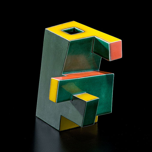 Sculptor Ken Price (1935-2012) is known for clever twists on the cup form, which he embellished with bright paint. Examples rarely come on the market. This Geometric Cup (H. 5 1/4 inches) from a 1970s series made in Taos, N.M., brought $114,562.50 in a Cowans-Clark-DelVecchio auction in November 2011. Courtesy Cowan’s Auctions.